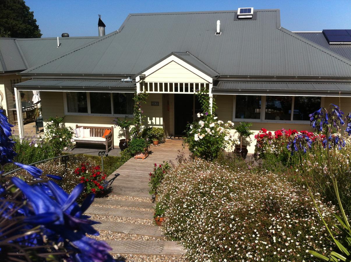Llarrinda Bed & Breakfast Foster Extérieur photo